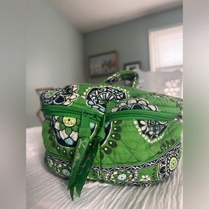 Vintage Vera Bradley round cosmetics travel case